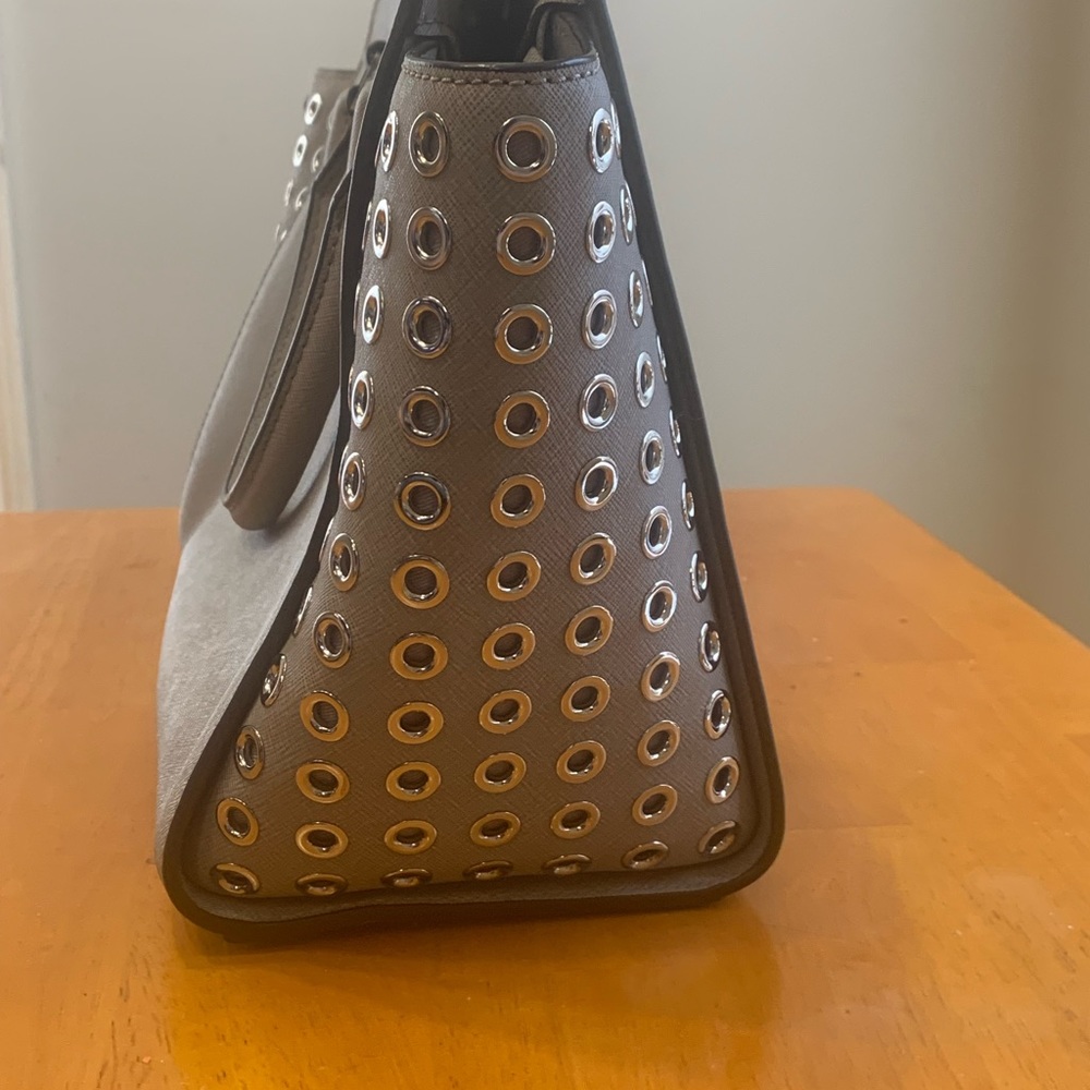 Michael Kors Grey Shoulderbag - Picture 2 of 6